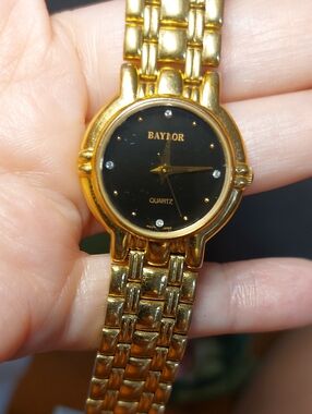 Vintage Baylor Working Ladies 6.5" Goldtone Watch Black Face